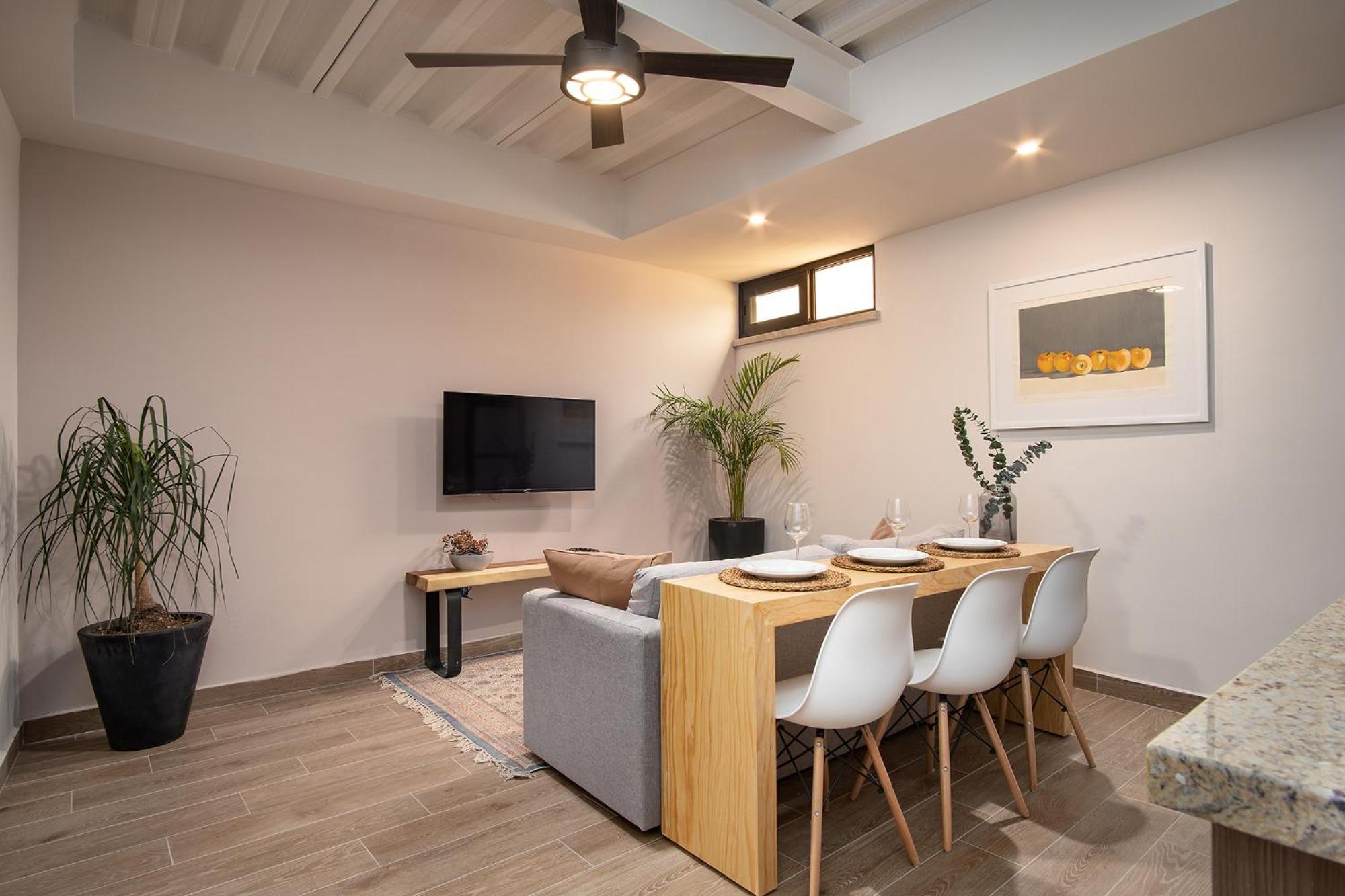Best Location - New, Upscale, Modern Comfort 圣米格尔－德阿连德 外观 照片